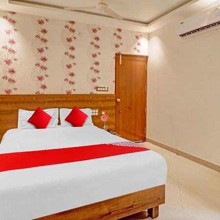 Hotel O Formula Vanivilasa Puram Extérieur photo